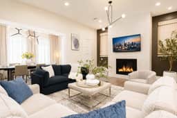 The Horizon: 5-Beds/4BR Luxury Retreat + Private Rooftop Views - Image 3