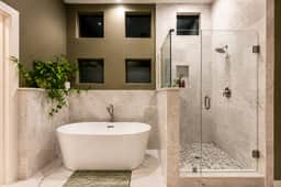 Modern Living in Houston | 3-Story Near Everything - Image 2