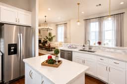 Modern Living in Houston | 3-Story Near Everything - Image 4