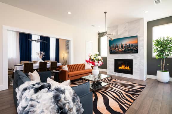 4BR Urban Oasis | Rooftop | FIFA | Gym | Nr Dwntwn