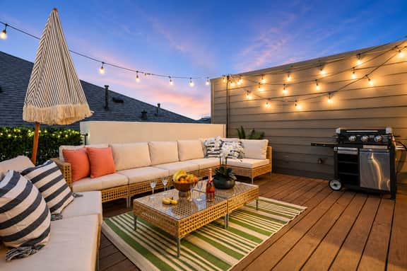 The Onyx: 4BR+Luxe Rooftop · Pet-Friendly · Garage · HTX